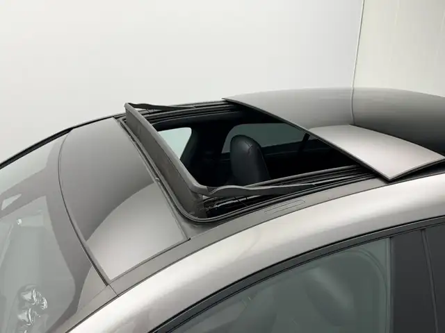 Mercedes-Benz Cla view 4