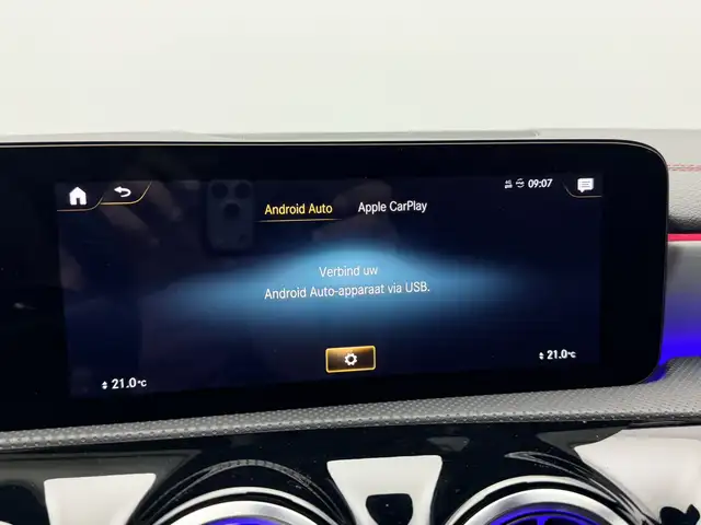 Mercedes-Benz Cla view 14