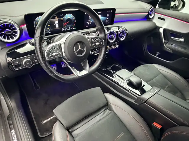 Mercedes-Benz Cla view 9