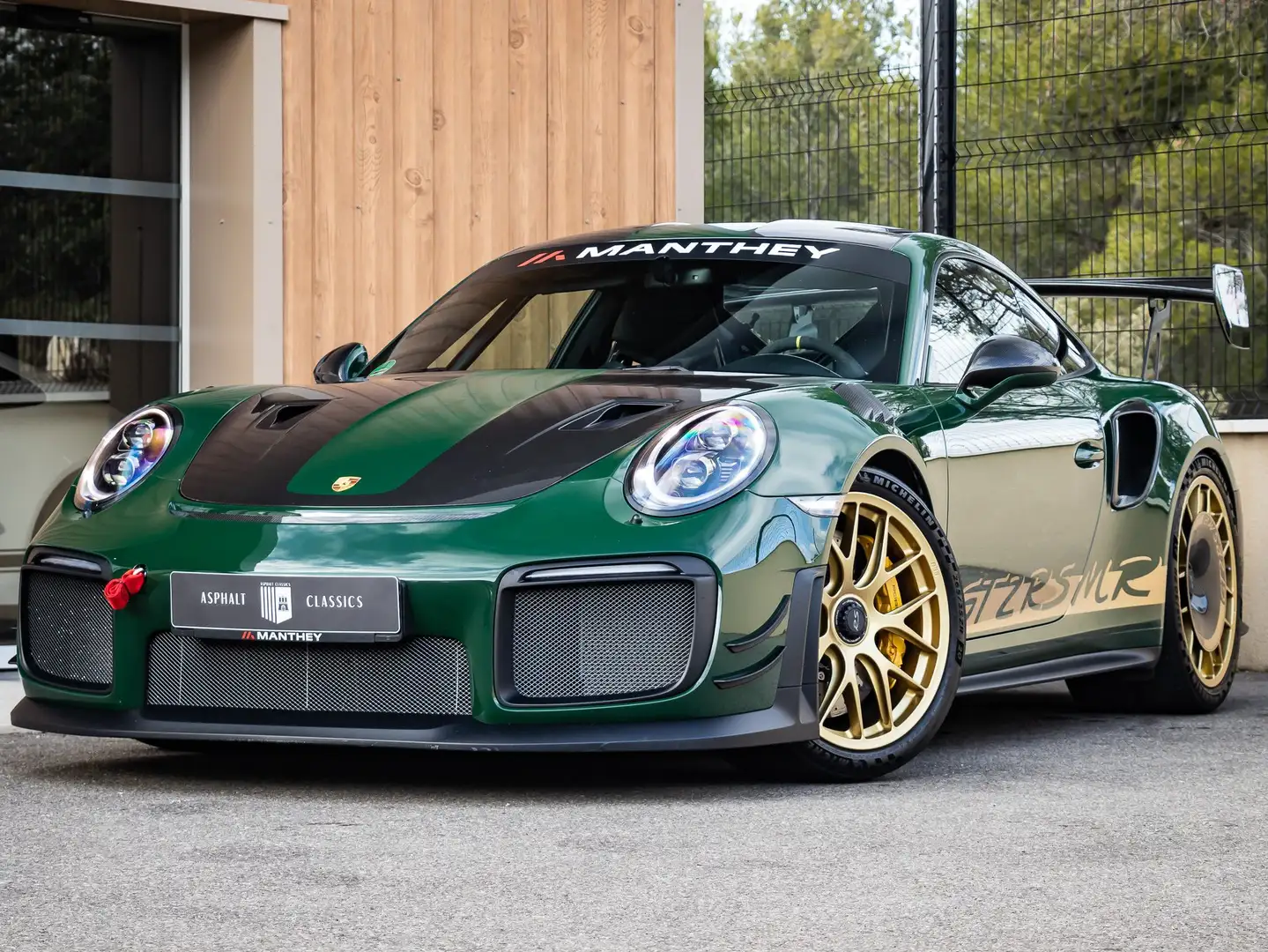 Porsche 911 GT2 RS MR Vert - 1