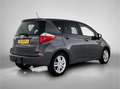 Toyota Verso-S 1.3 VVT-i Dynamic | CVT automaat | Trekhaak | PE t Grijs - thumbnail 2