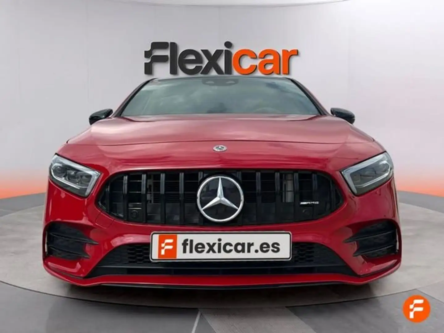 Mercedes-Benz A 35 AMG Sedán 4Matic+ 7G-DCT Rojo - 2