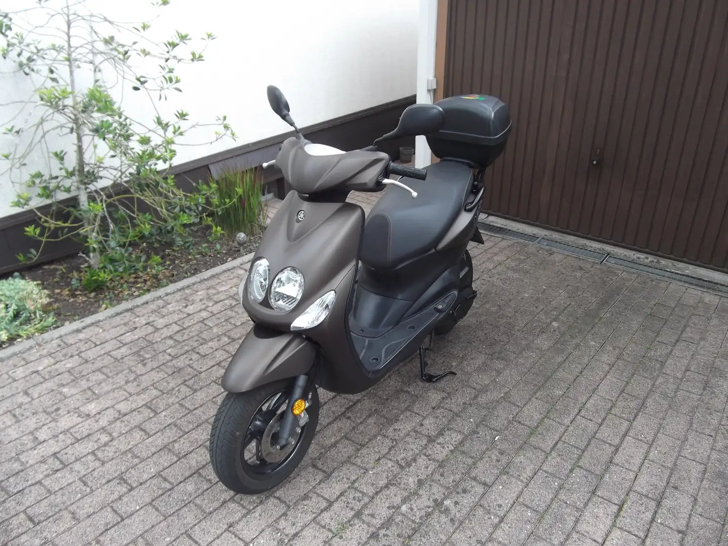 Yamaha NEOs 4Takt Brown - 1