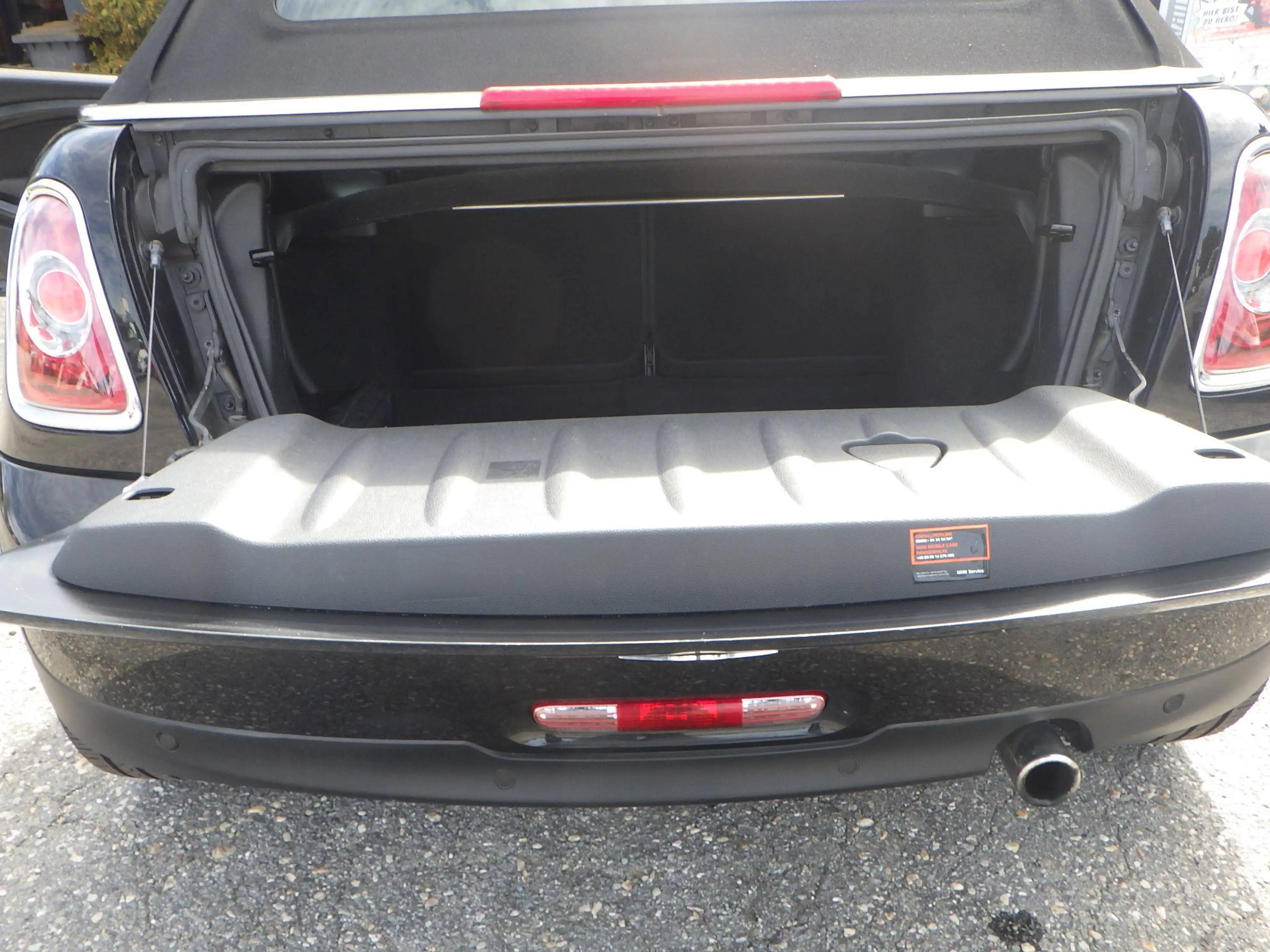 MINI Cooper Cabrio Cooper — photo 9