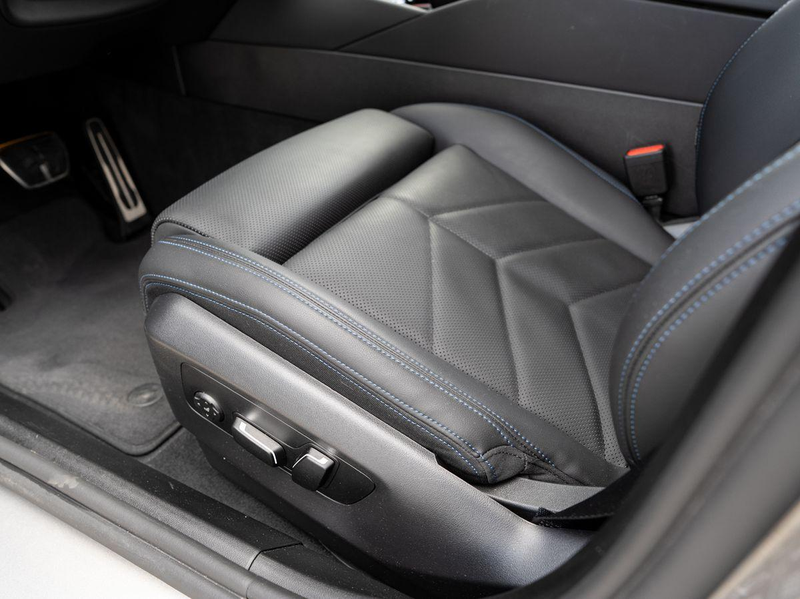 BMW 520 d xDrive Tour M-Sport AHK PANO KoZg SLüft H&K — photo 11