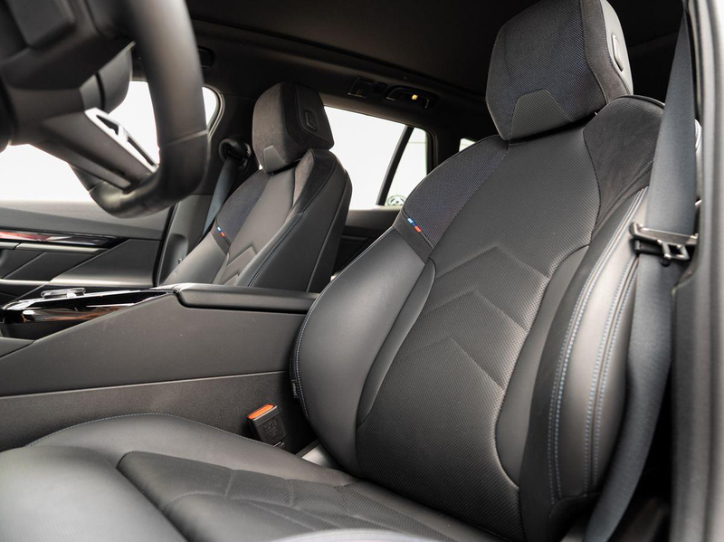 BMW 520 d xDrive Tour M-Sport AHK PANO KoZg SLüft H&K — photo 12