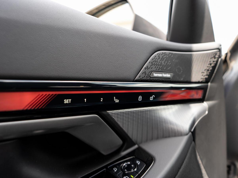 BMW 520 d xDrive Tour M-Sport AHK PANO KoZg SLüft H&K — photo 14