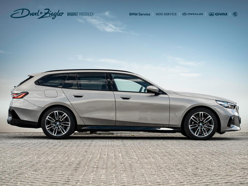 BMW 520 d xDrive Tour M-Sport AHK PANO KoZg SLüft H&K — photo 3