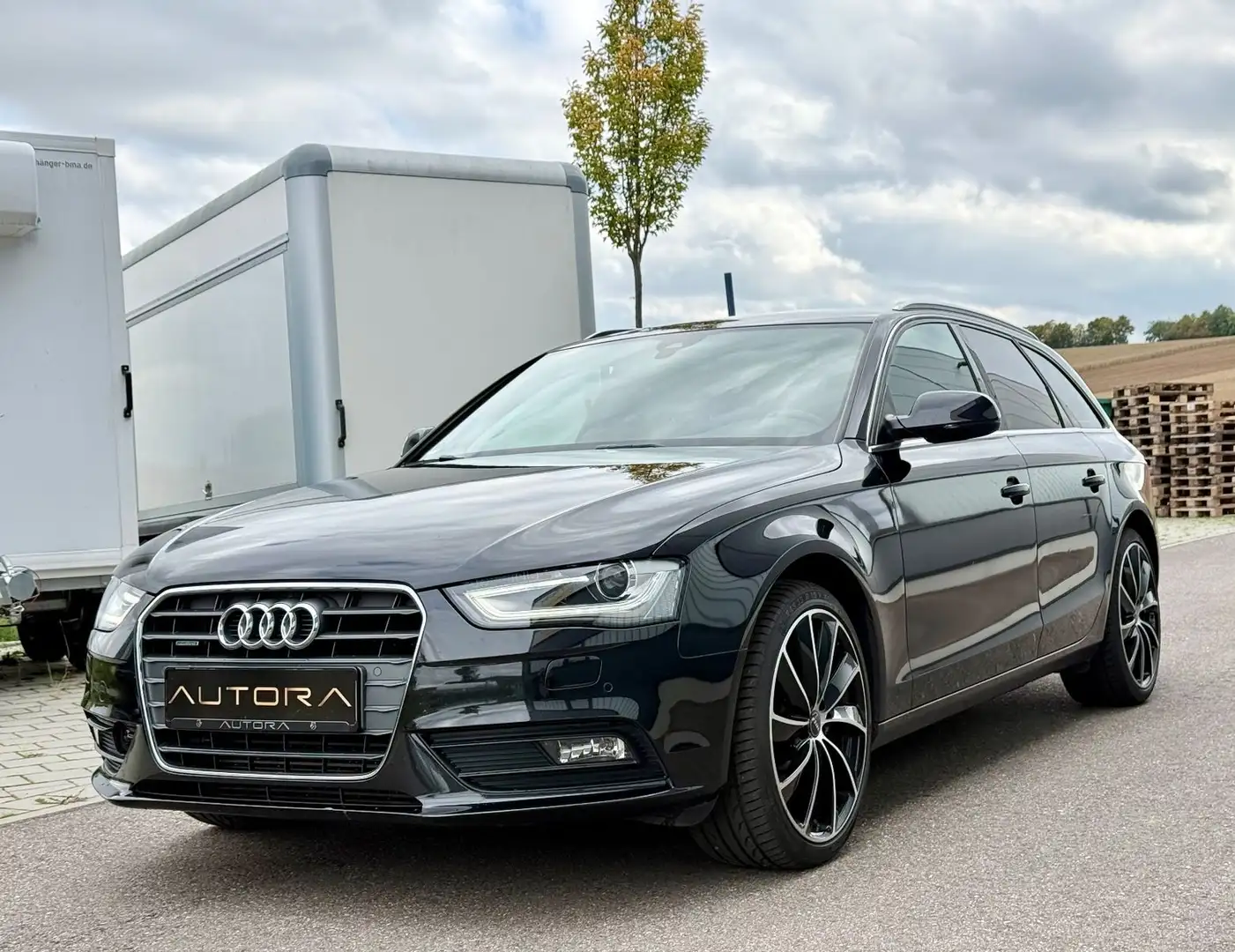 Audi A4 Avant Attraction quattro 2.HAND|R.KAM|SPUR|TO Noir - 2