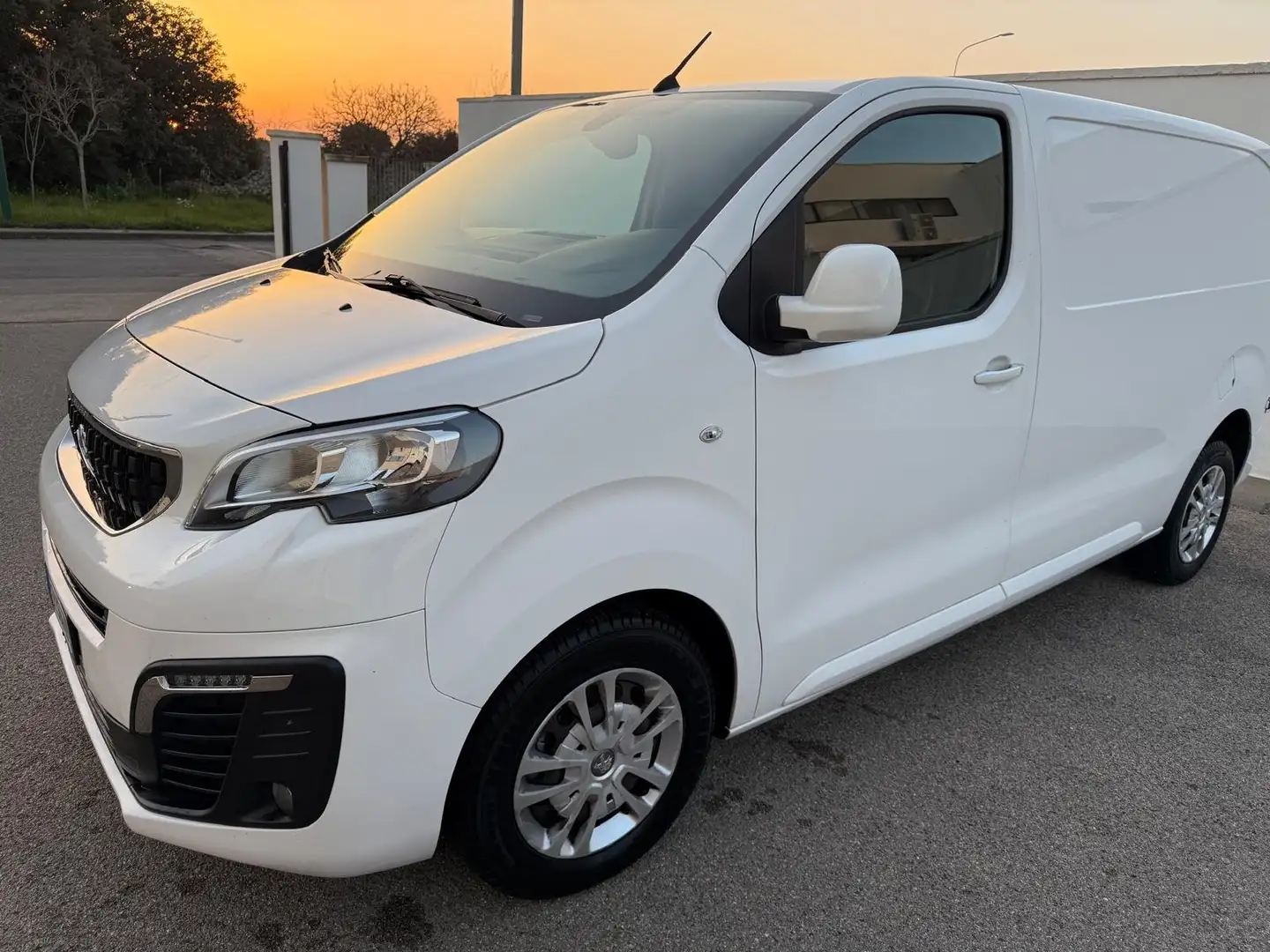 Peugeot Expert Bianco - 1