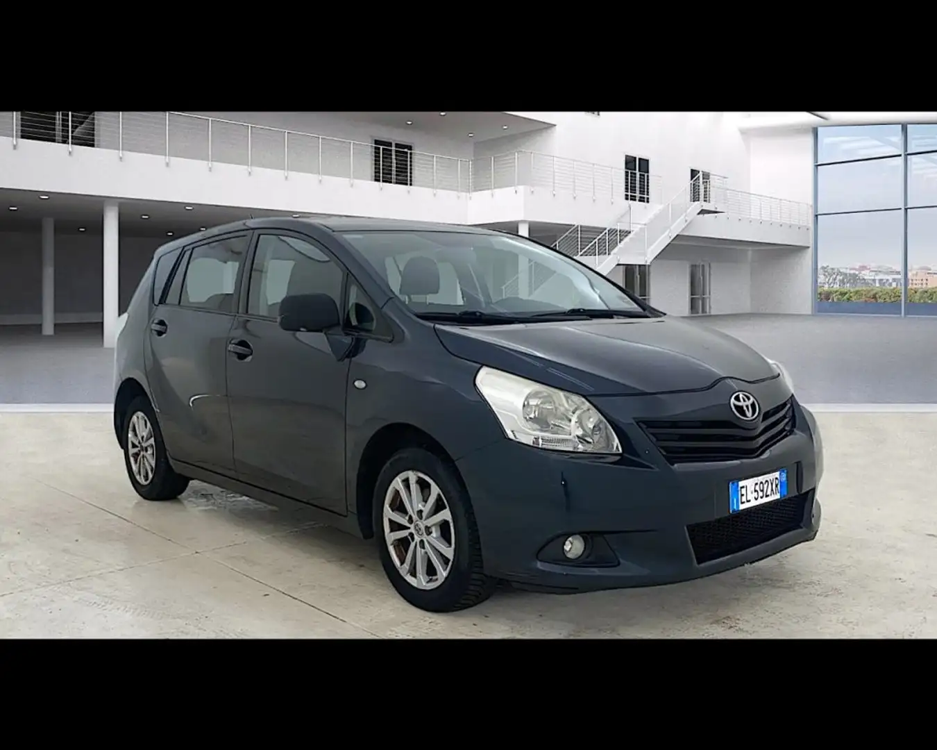 Toyota Verso 2.0d Active c/navi s/t.pan. 7p.ti mt Nero - 2