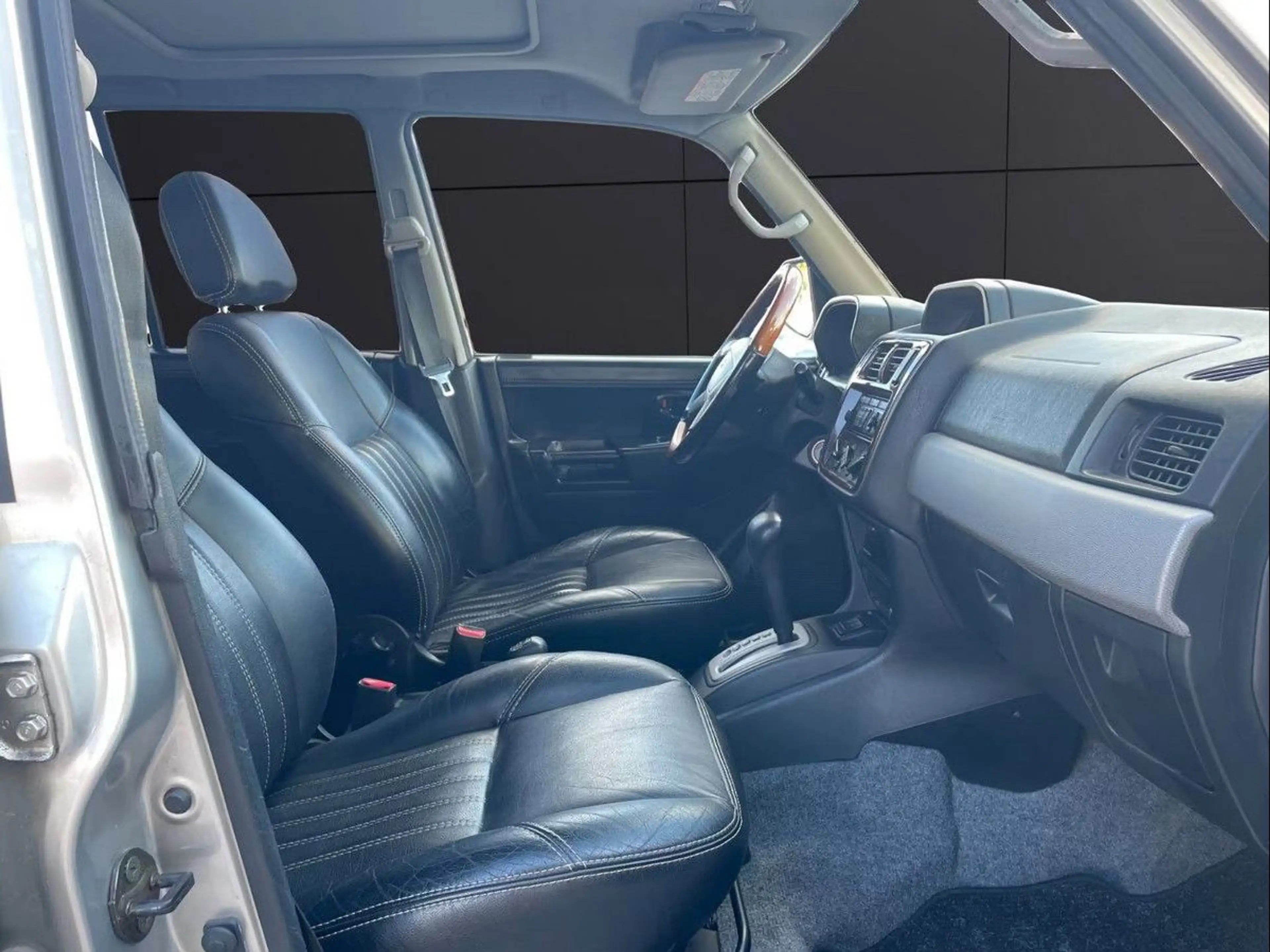 Mitsubishi Pajero 2,0 GDI/Automatik/4WD/AHK/Leder/Nawi/GSD — photo 12