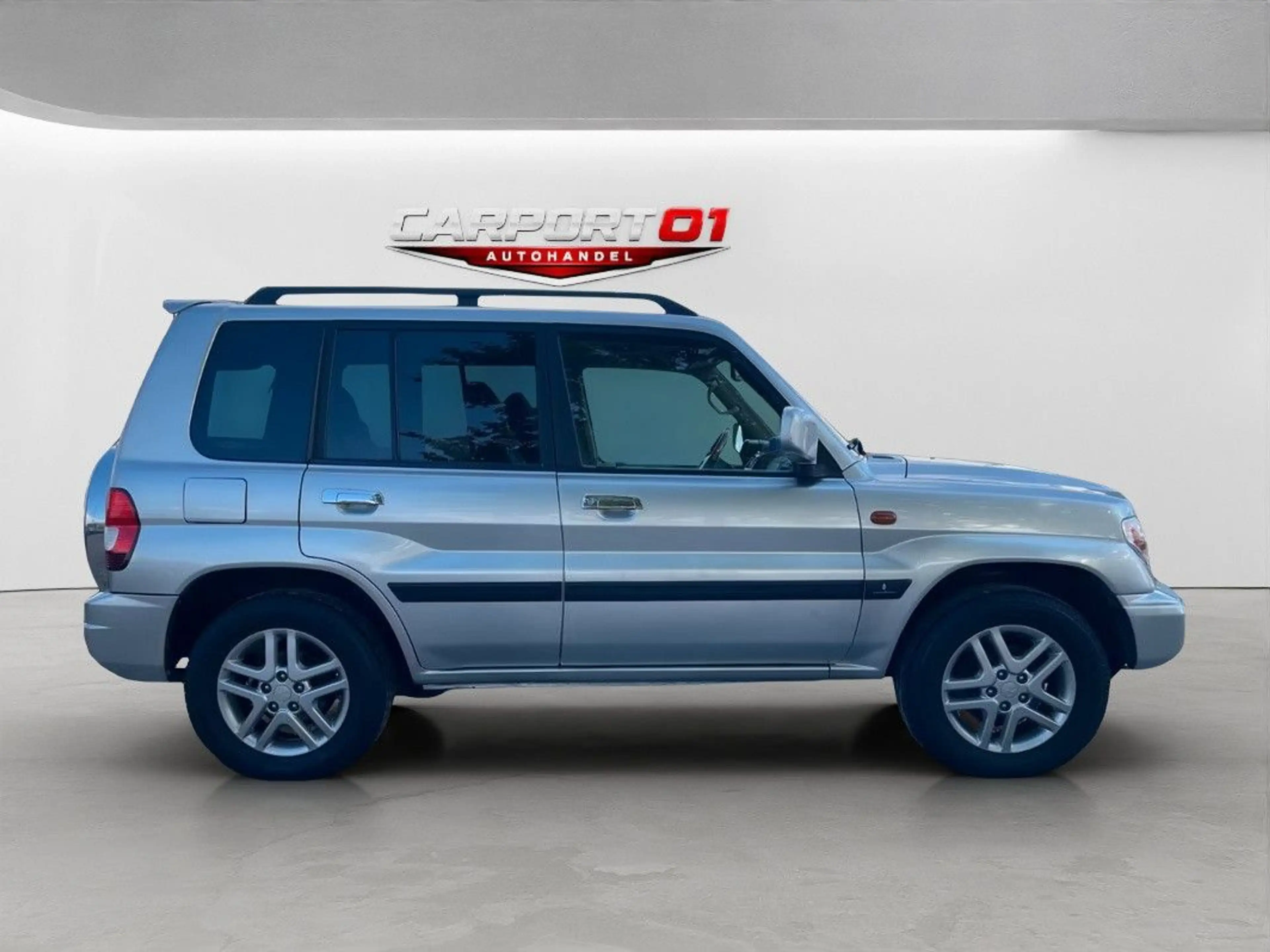 Mitsubishi Pajero 2,0 GDI/Automatik/4WD/AHK/Leder/Nawi/GSD — photo 6