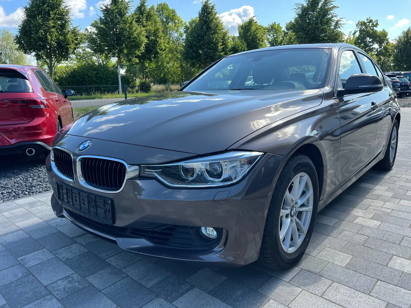BMW 320 320 i 1.Hand Bi Xenon Bmw Scheckheft 8 fach Pdc Bronze - 1