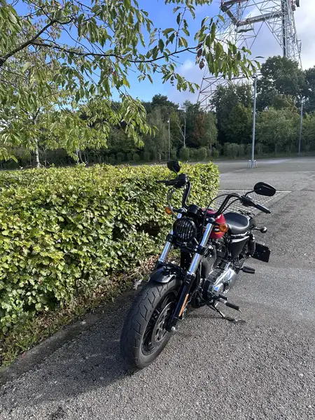 Harley-Davidson Sportster Forty Eight - foto 2