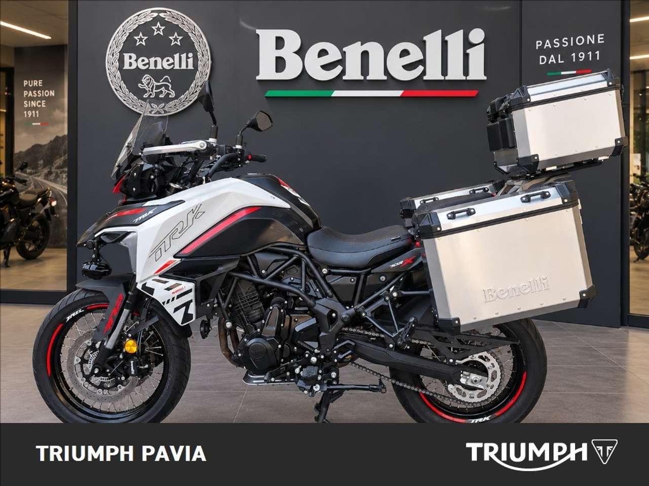 Benelli TRK 702 X abs