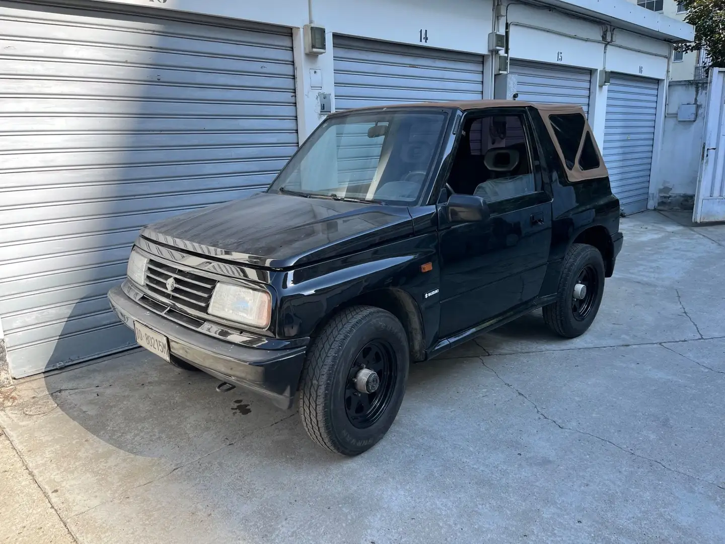 Suzuki Vitara 1.6 Cabriolet JLX gpl Noir - 1