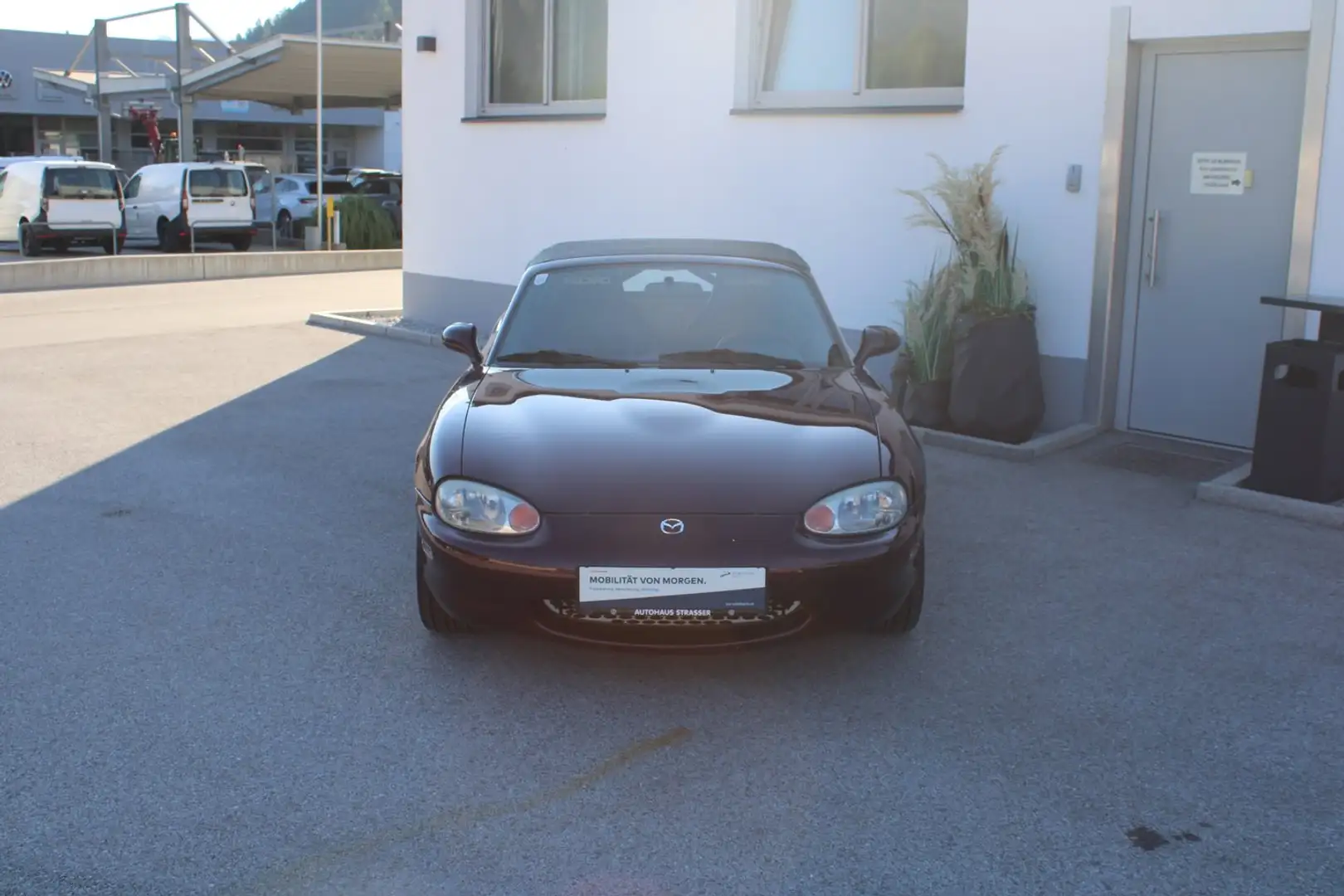 Mazda MX-5 1,8 Ltr./103KW Roadster Rot - 2