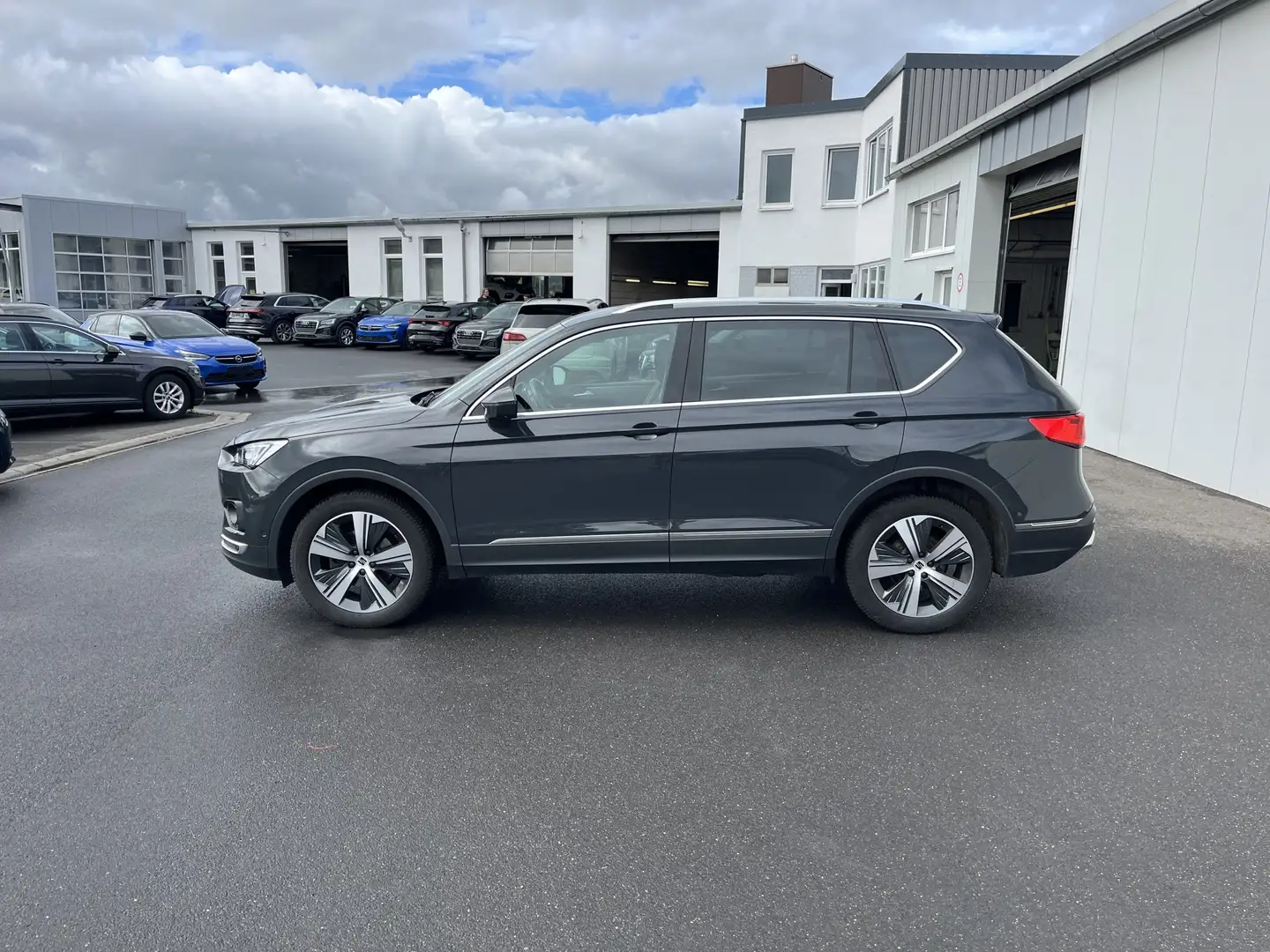 SEAT Tarraco 2.0 TDI XCELLENCE 138€ m.20% Anz. 19 Zoll AHK Ka Grau - 2