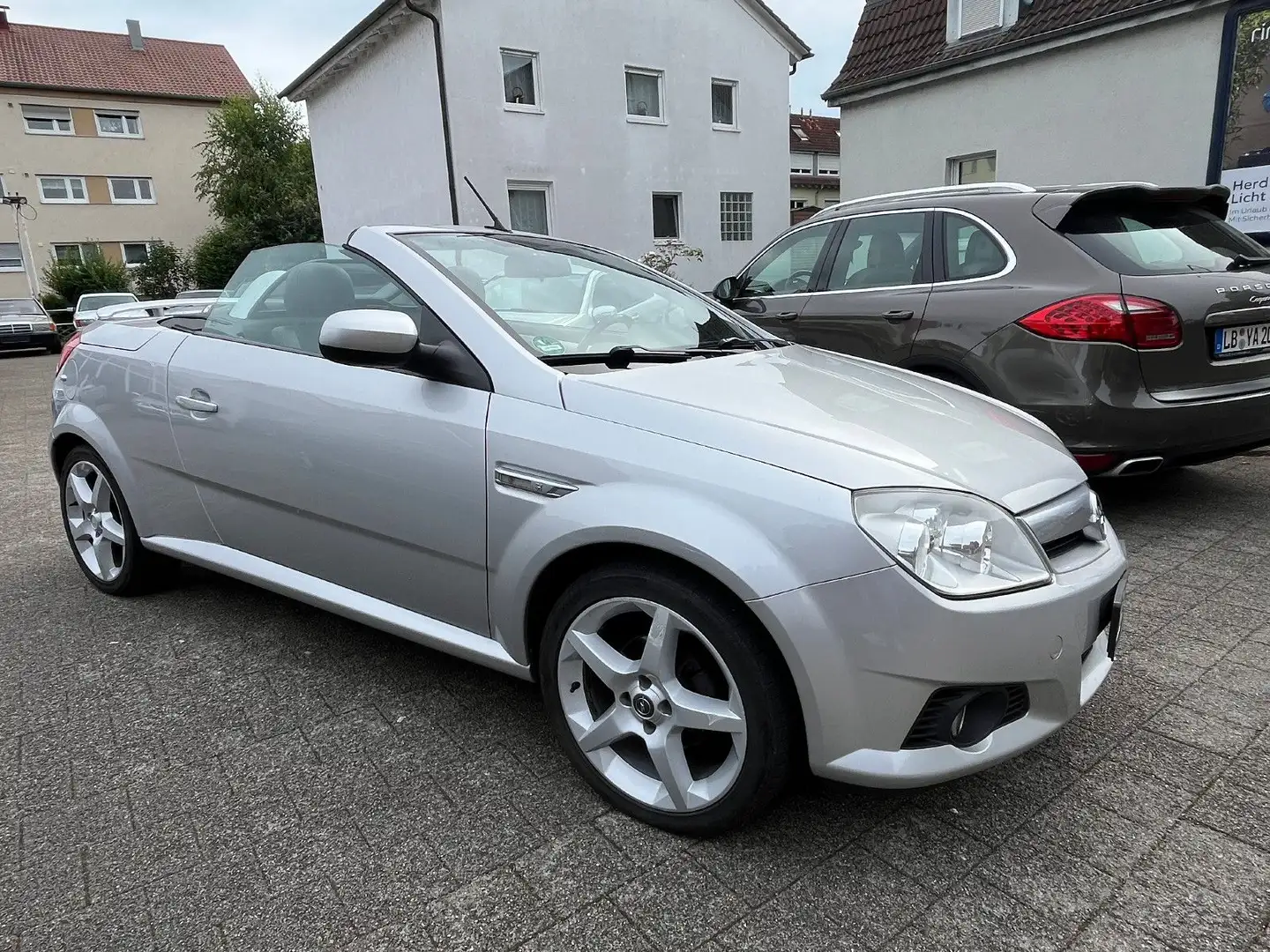 Opel Tigra Twin Top Cosmo Cabrio*Klima*sitzheizung*PDC Stříbrná - 2
