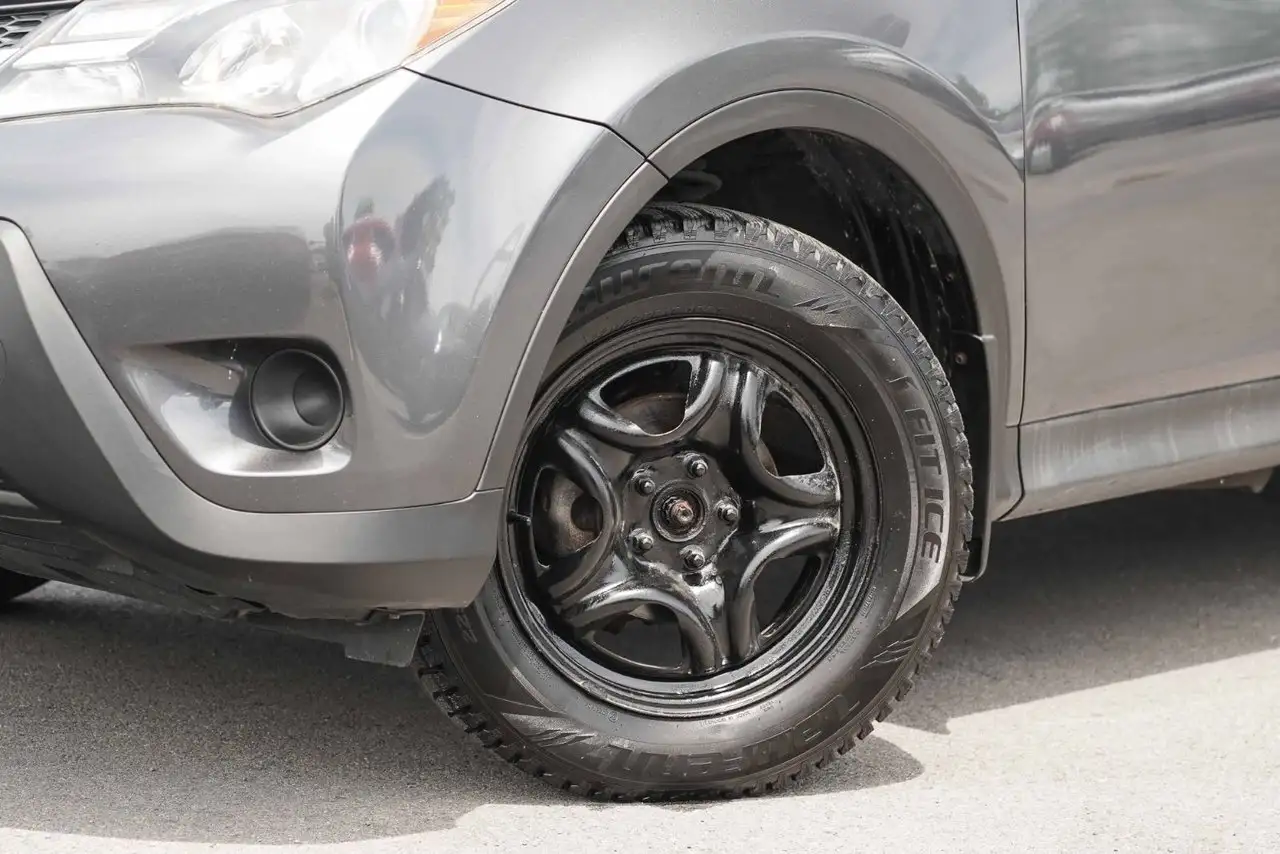Toyota RAV 4 снимка Toyota RAV 4