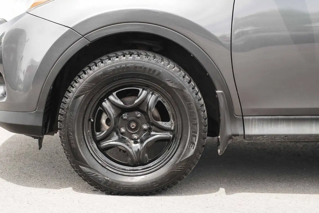 Toyota RAV 4 снимка Toyota RAV 4