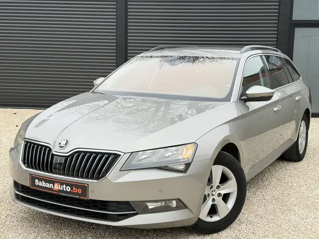 Skoda Superb Superb SW 1.4 TSI DSG ° NAVI ° CAMERA ° CLIMATISAT