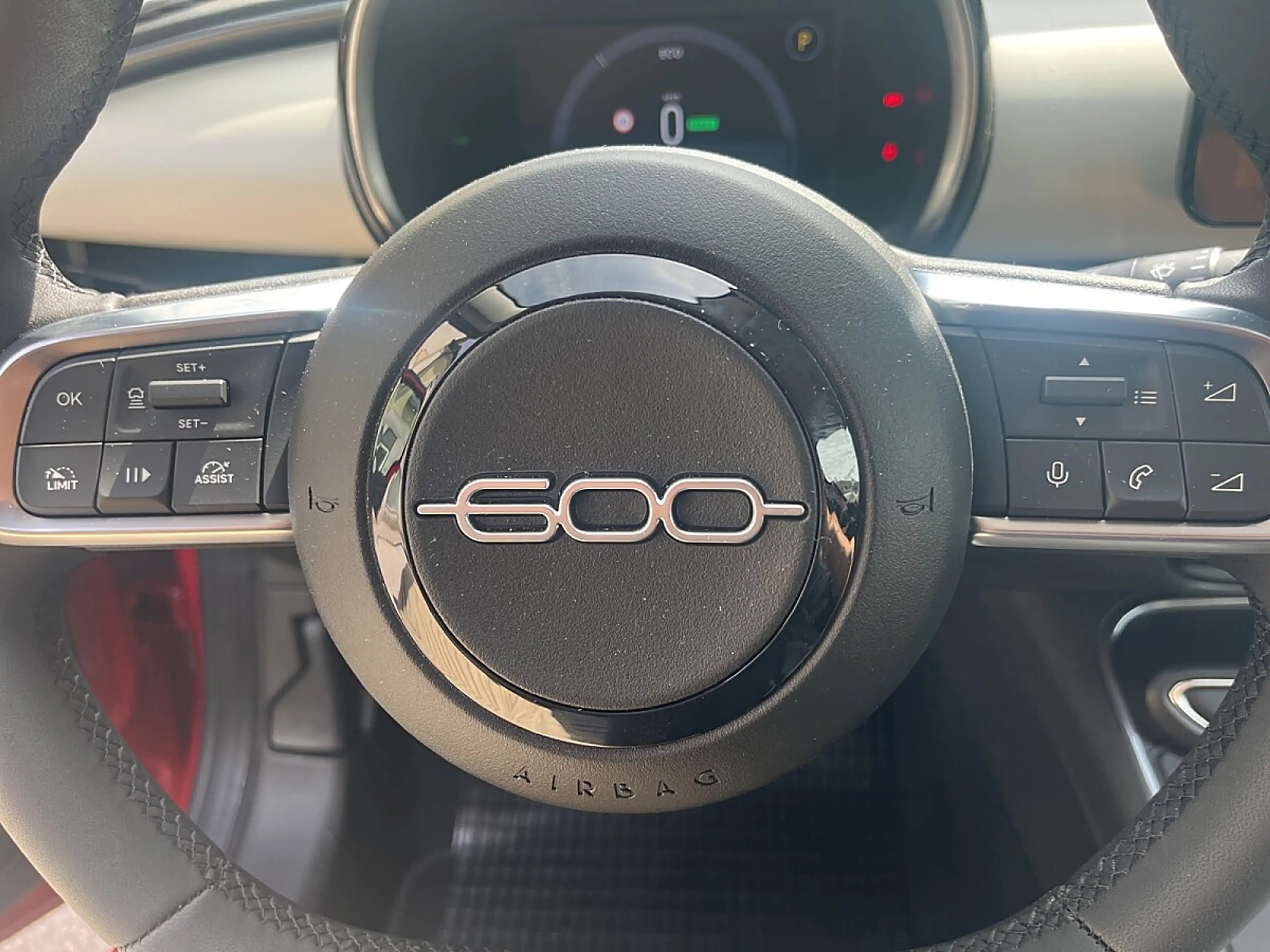 Fiat 600e 600 Elektro 54 kWh La Prima Aktionspreis € 30.910 — photo 10