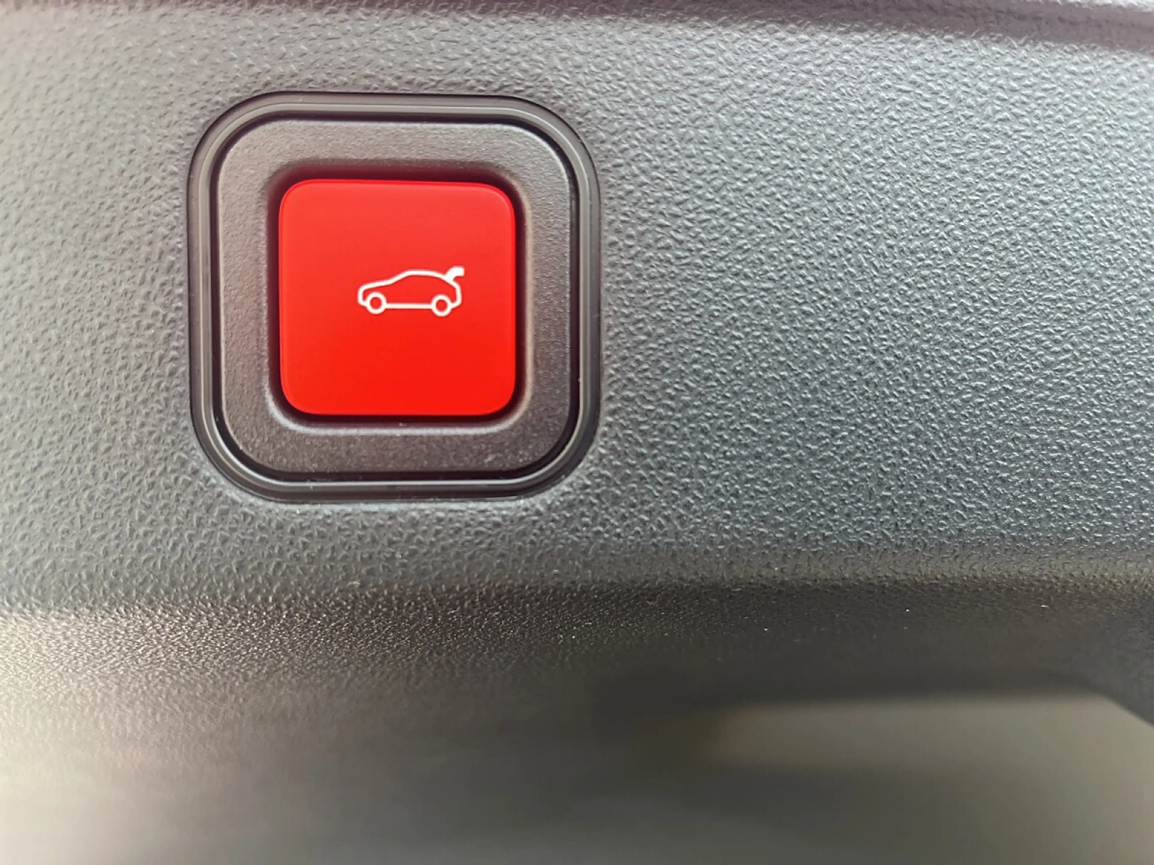 Fiat 600e 600 Elektro 54 kWh La Prima Aktionspreis € 30.910 — photo 14