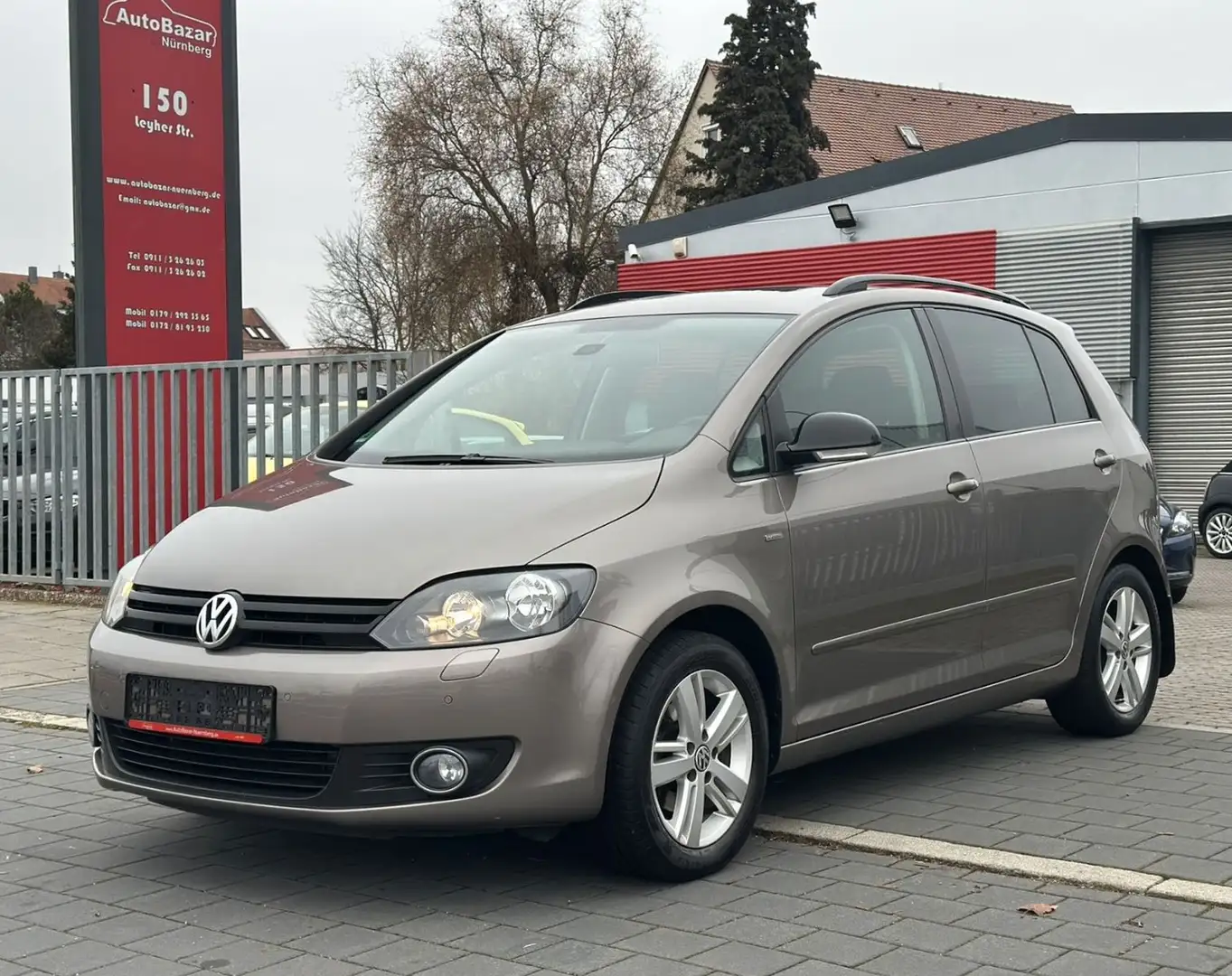 Volkswagen Golf Plus VI Match / AHK / Klimaut. / PDC Braun - 1