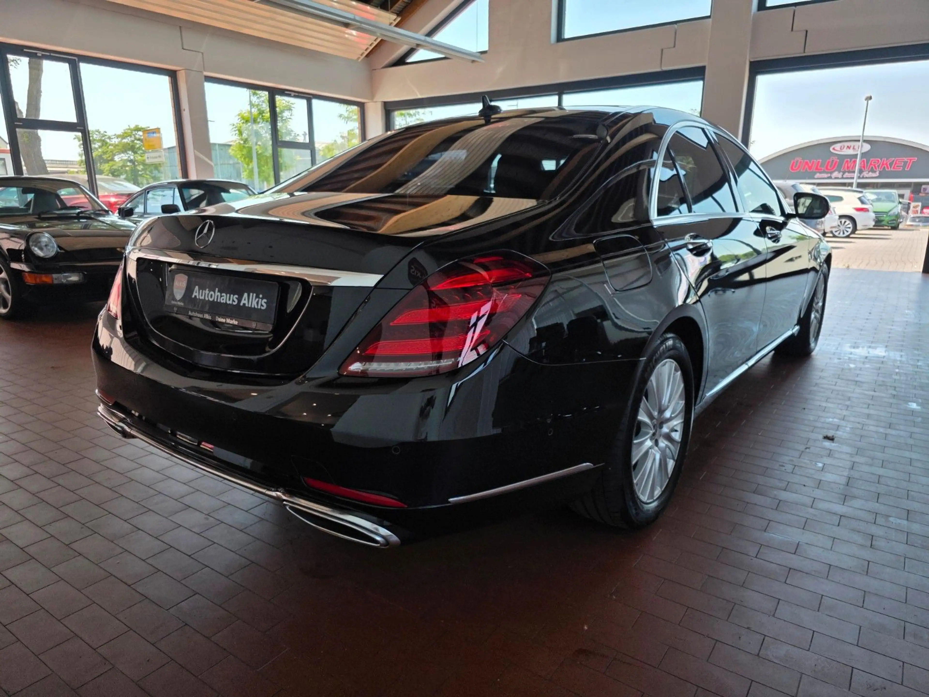Mercedes-Benz S 350 d 4Matic+VOLL+Burmest.+DistronicPlus+LED — photo 8