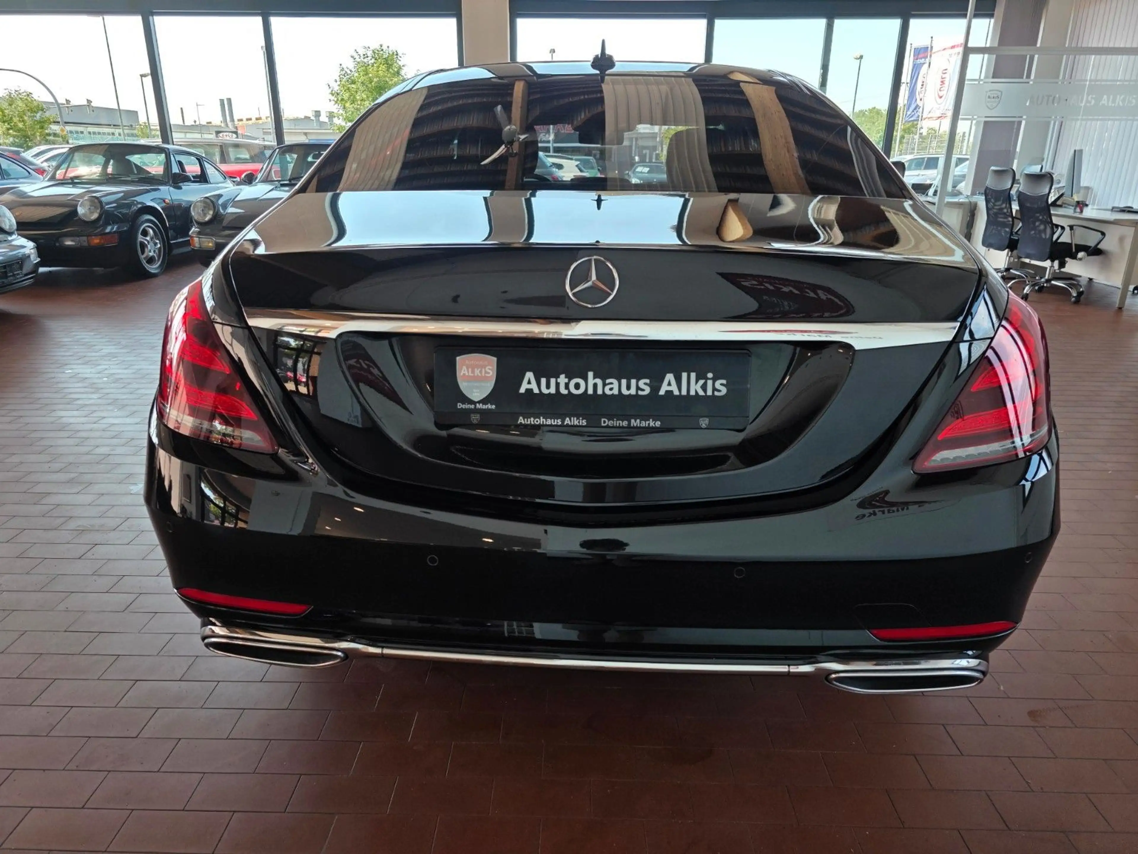 Mercedes-Benz S 350 d 4Matic+VOLL+Burmest.+DistronicPlus+LED — photo 6