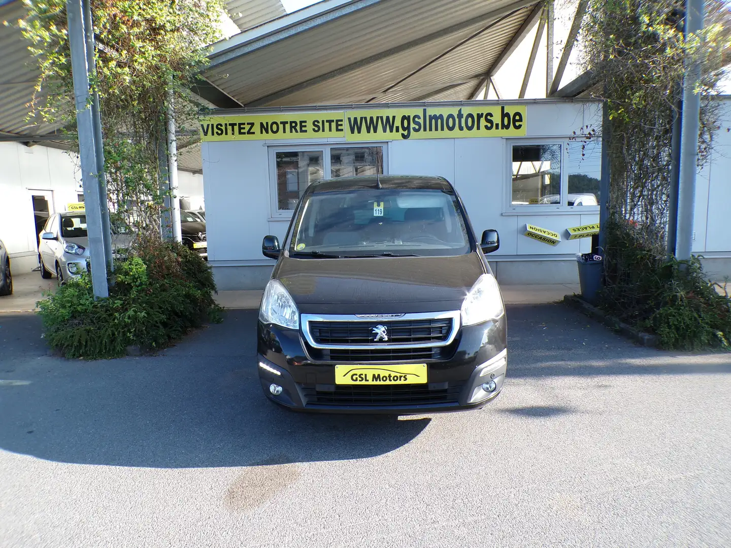 Peugeot Partner 1.6 BlueHDi 99cv Automatique noir 10/16 Airco GPS Zwart - 2