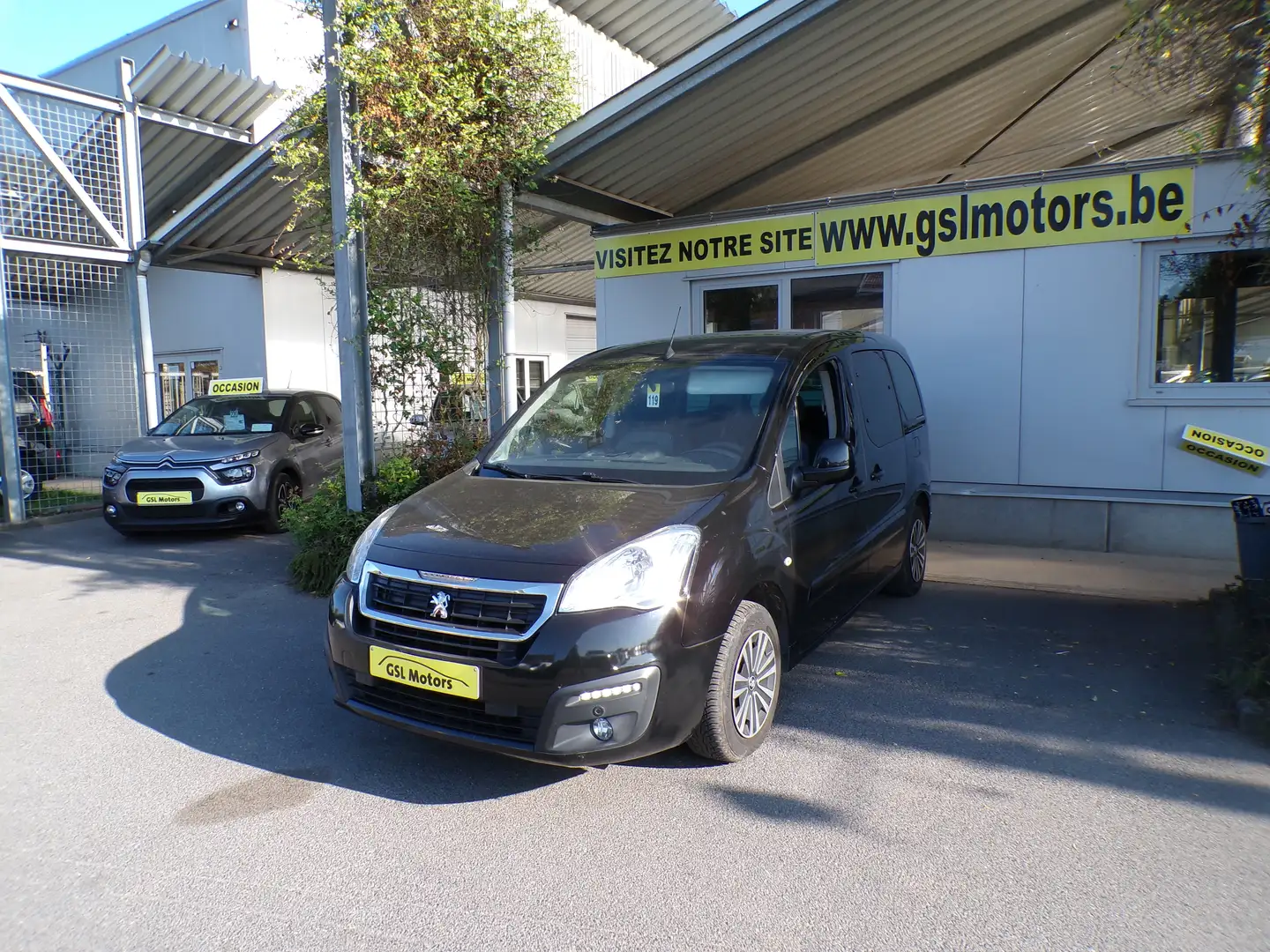 Peugeot Partner 1.6 BlueHDi 99cv Automatique noir 10/16 Airco GPS Zwart - 1