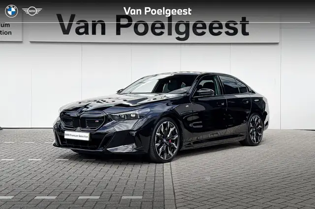 BMW i5 Sedan M60 xDrive 84 kWh M Sport |  Panoramadak | T
