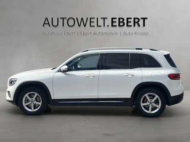 Mercedes-Benz GLB view 2