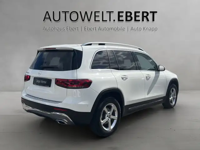 Mercedes-Benz GLB view 5