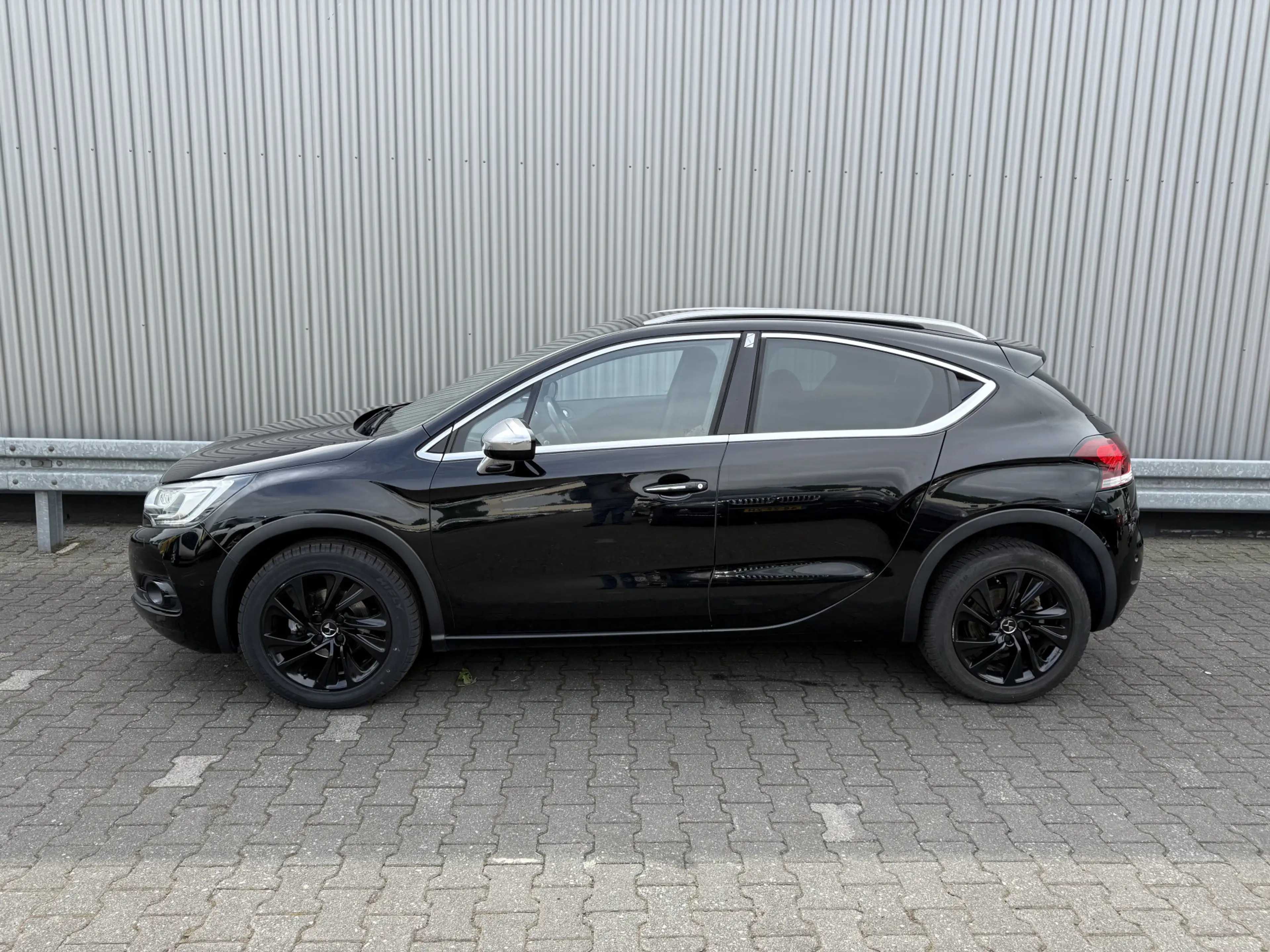 DS Automobiles DS 4 Crossback 1.2 PureTech Business LED Clima Navi Camera --Inru — photo 9
