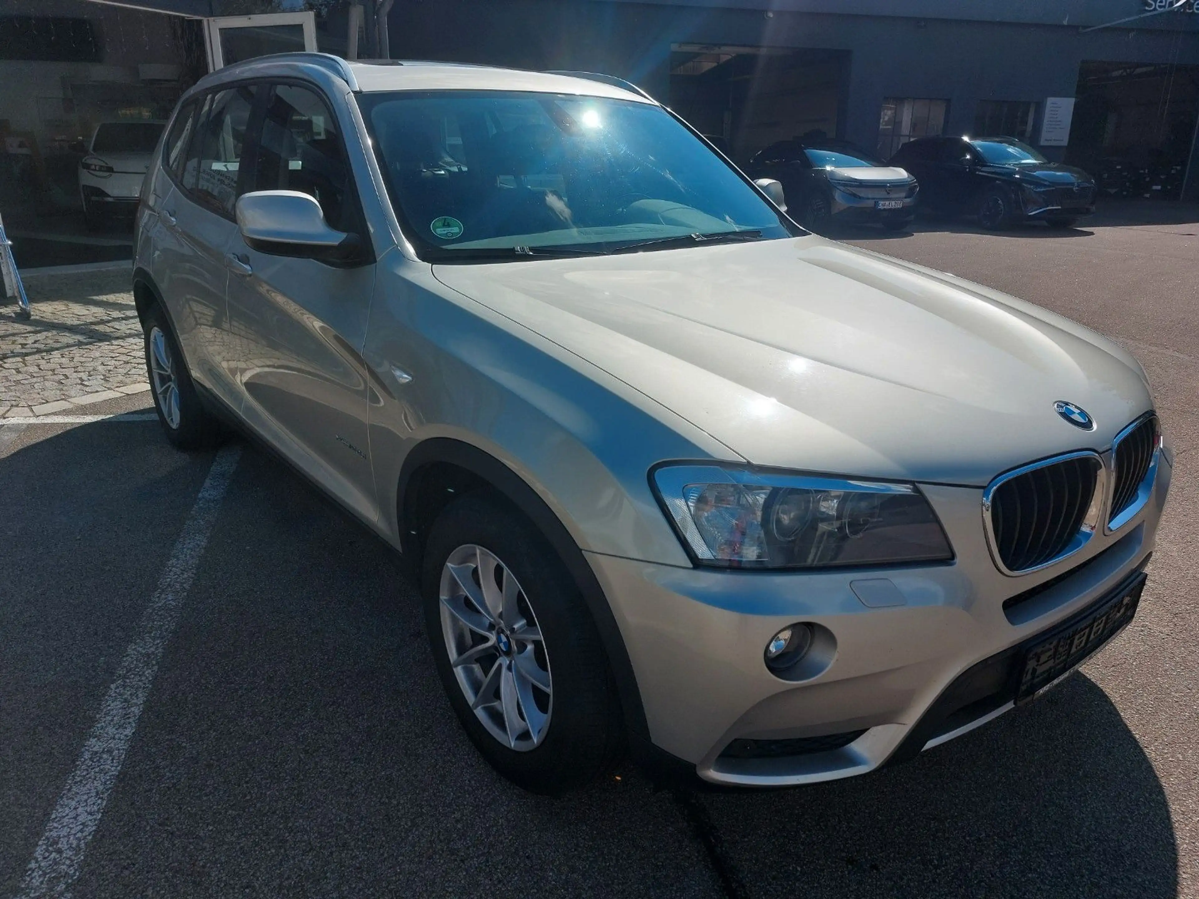 BMW X3 xDrive 20 d Automatik — photo 2