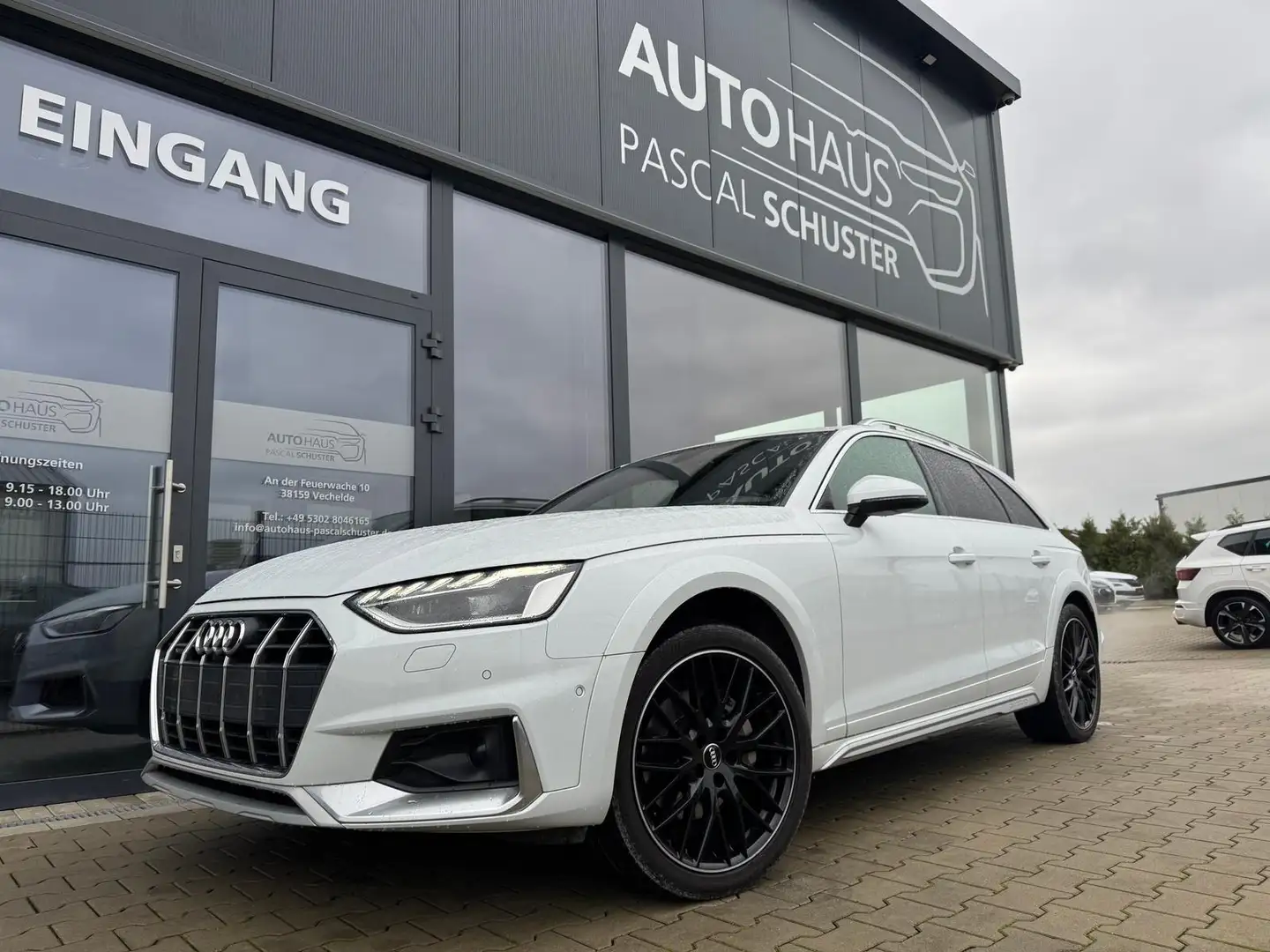 Audi A4 allroad 40 TDI/S-Tronic/AHK/STDHZG/LEDER/ Weiß - 1