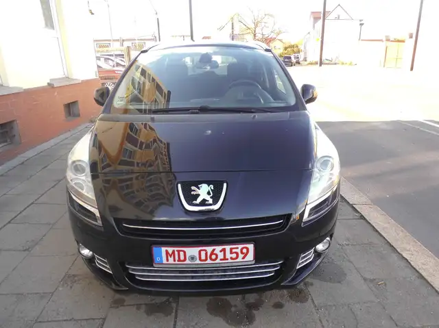 Peugeot 5008 Platinum