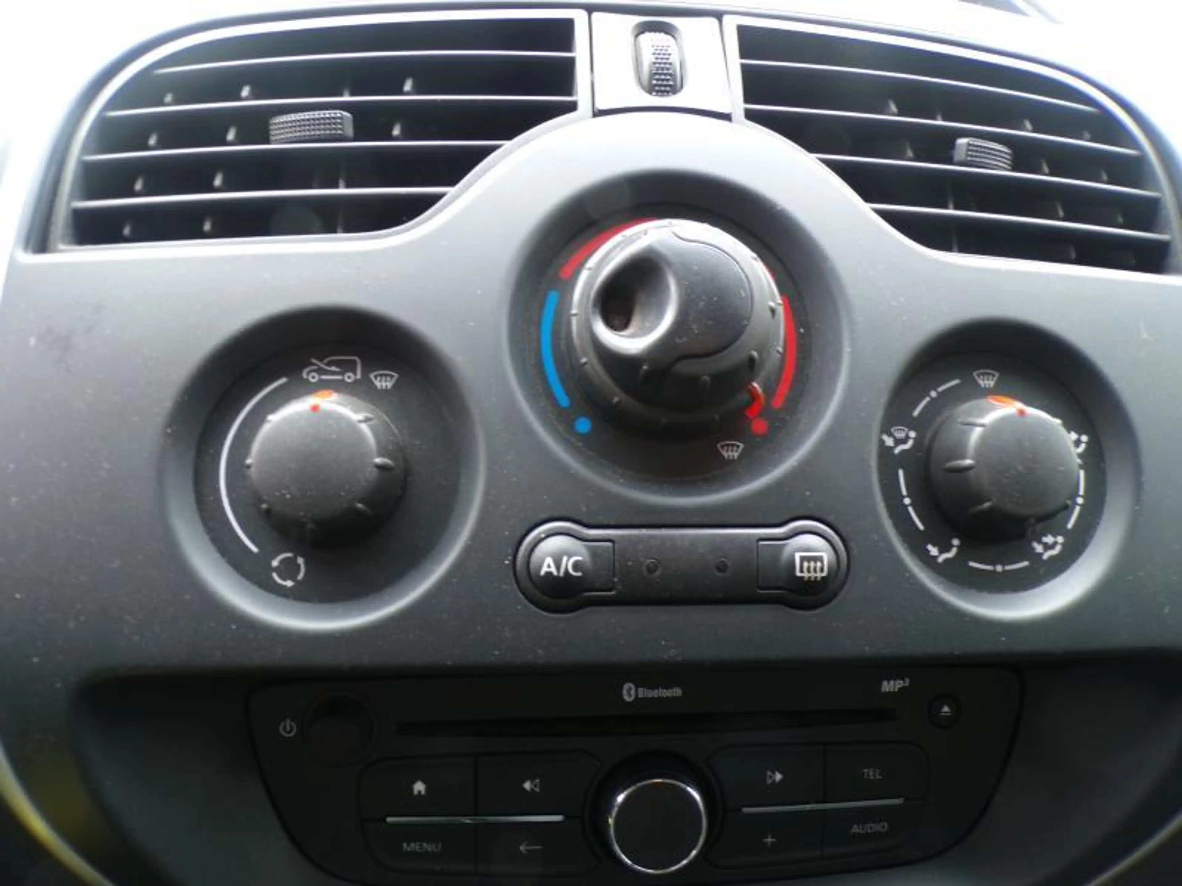 Renault Kangoo 1.5dCi 80cv Blanc 2pl. 09/19 Clim GPS Bluetooth CD — photo 9