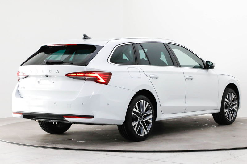 Skoda Octavia Combi Balance 1,5 TSI mHEV 110 kW 7-Gang — photo 8