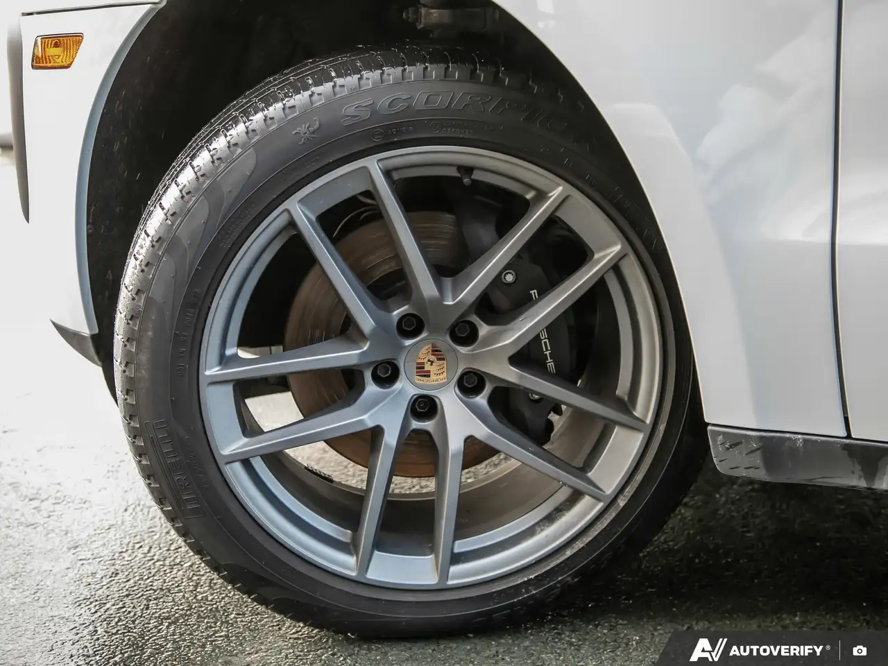 Porsche Macan снимка Porsche Macan