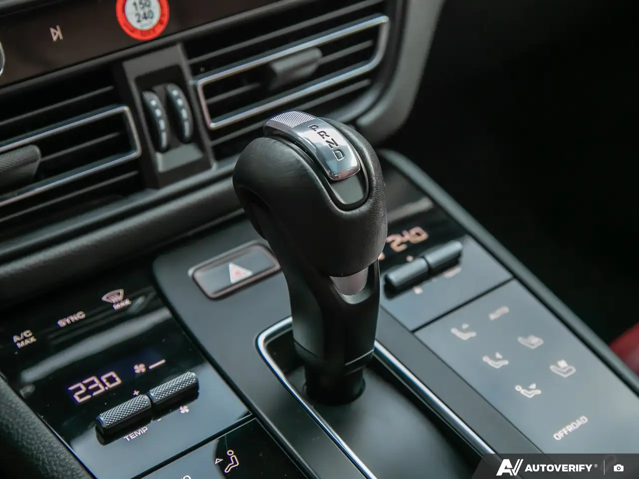 Porsche Macan снимка Porsche Macan