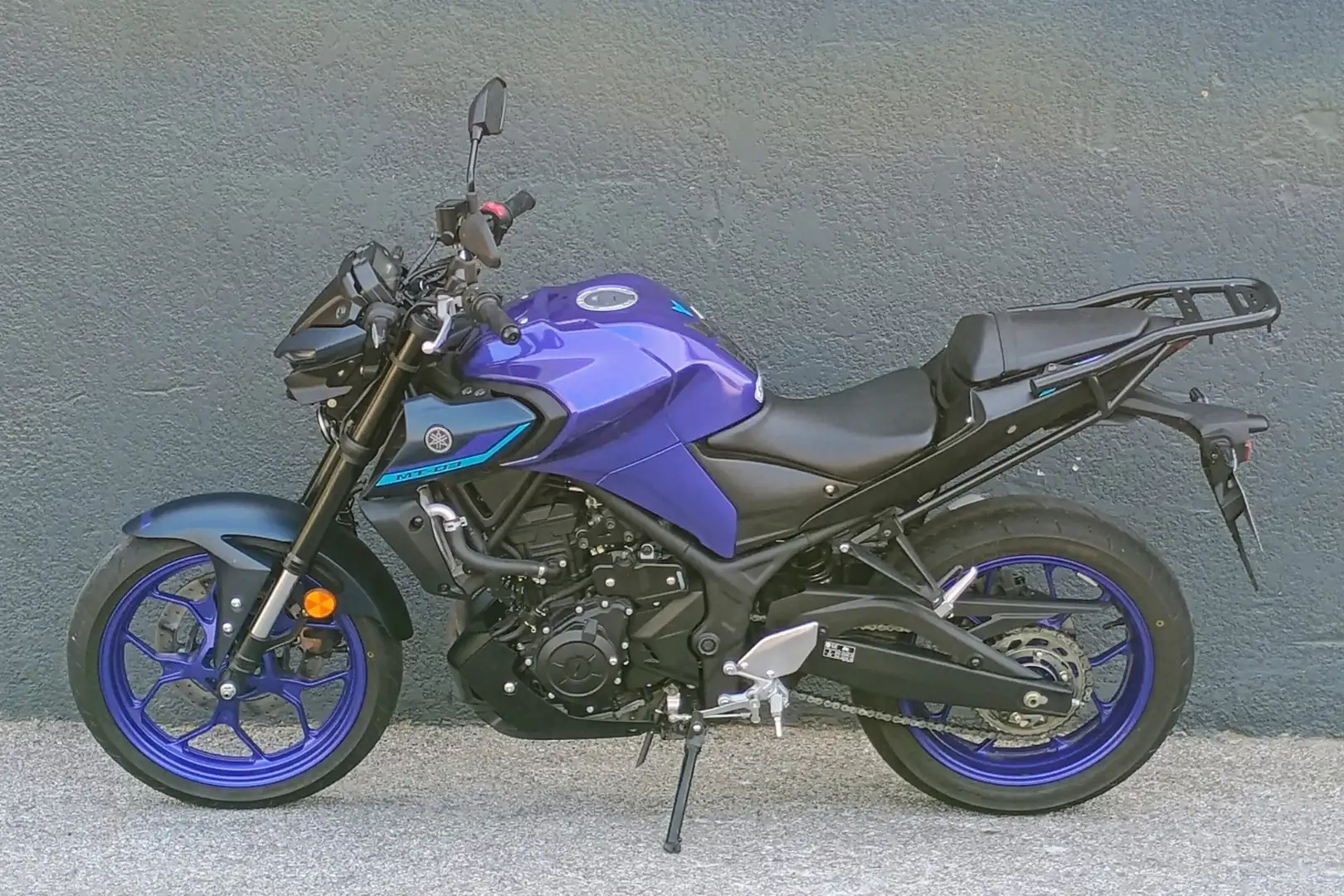 Yamaha MT-03 Bleu - 2