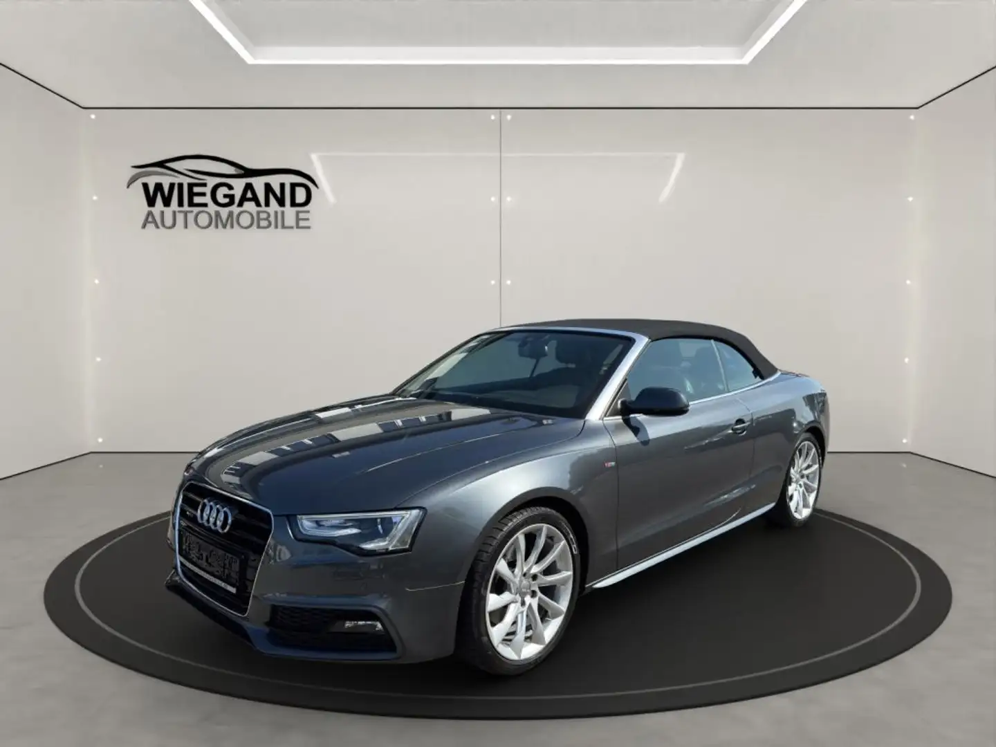 Audi A5 Cabrio 2.0 TFSI quattro S tronic+S-LINE+LEDER Grau - 1