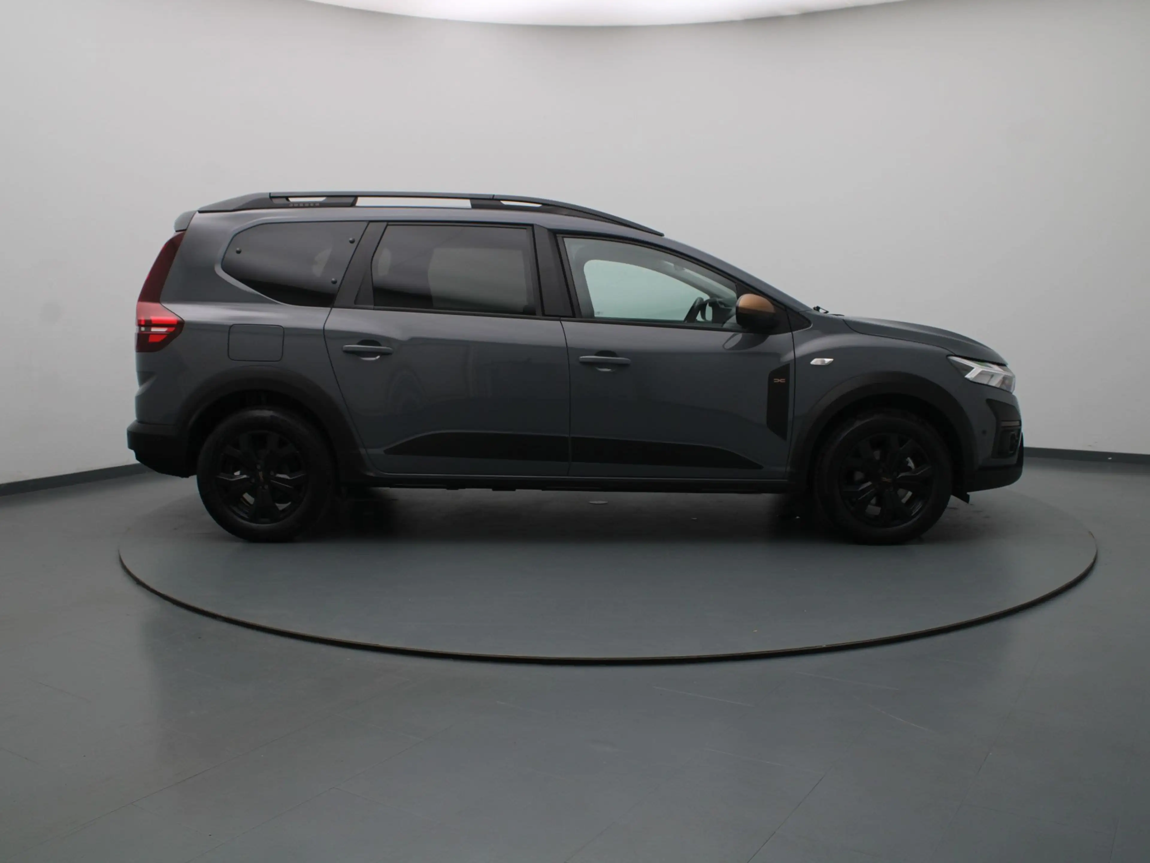 Dacia Jogger 140pk Hybrid Extreme 7p. Camera | Navi — photo 24
