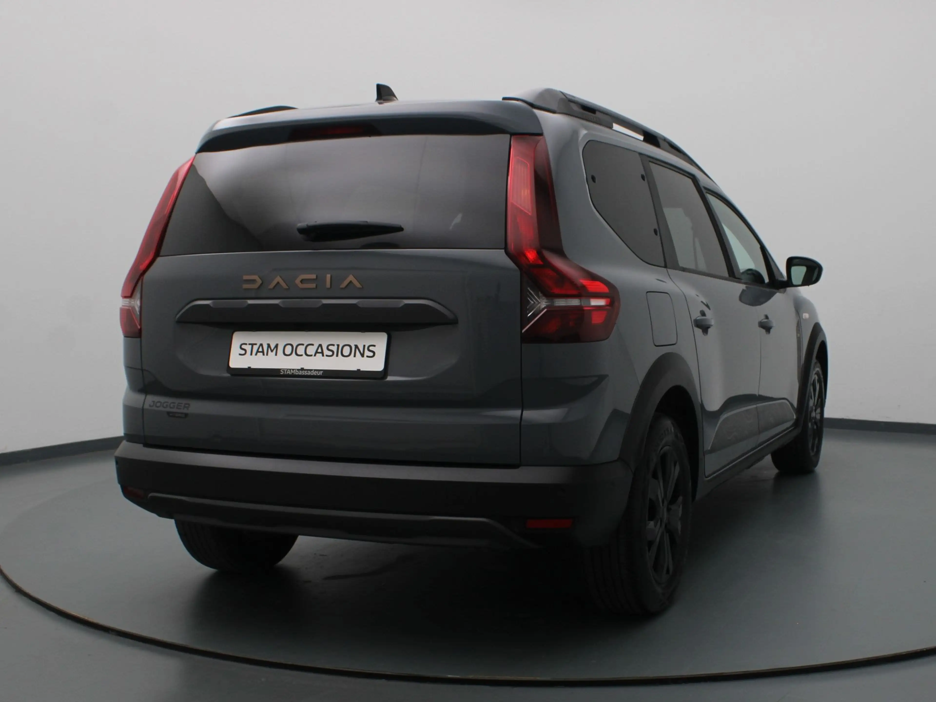 Dacia Jogger 140pk Hybrid Extreme 7p. Camera | Navi — photo 18