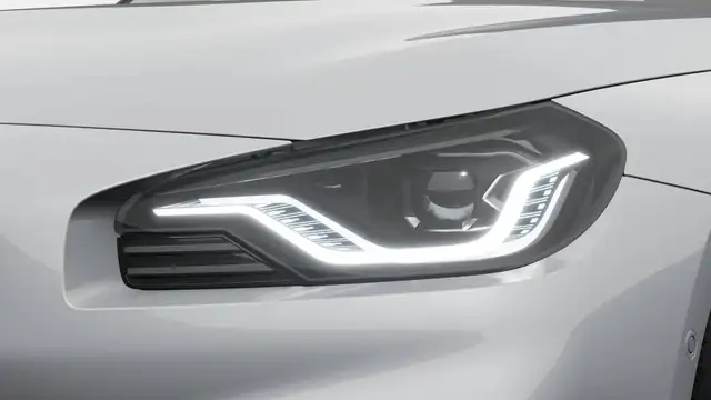 BMW M2 view 6